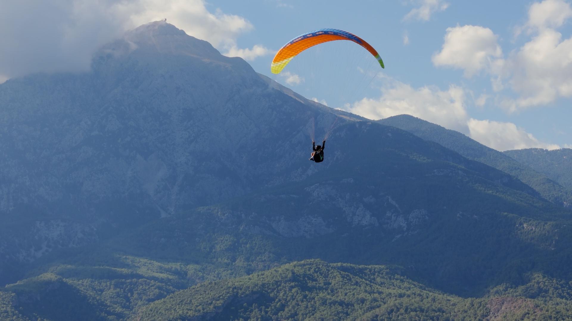 Paragliding in Antalya