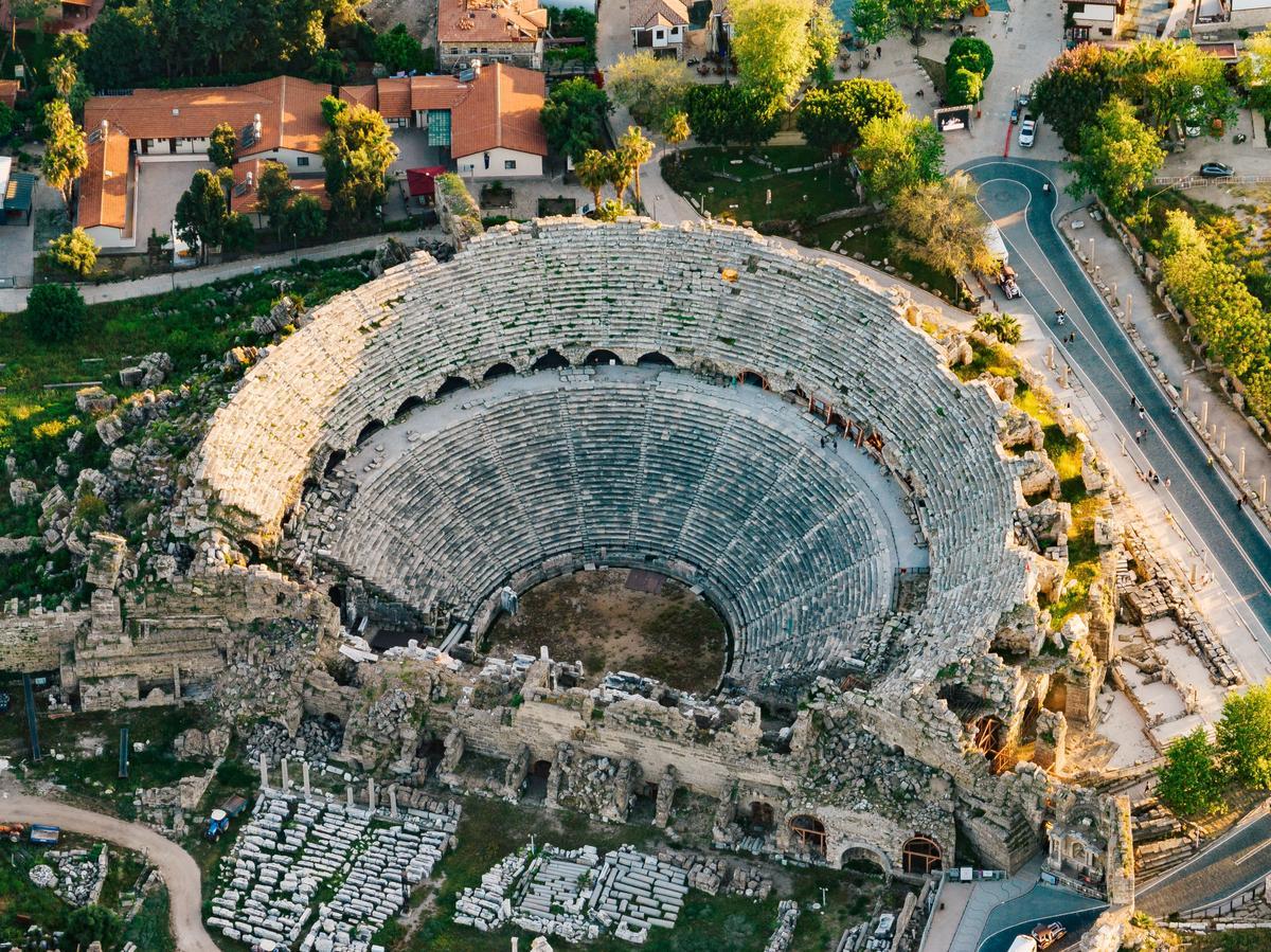  Perge Aspendos & Side Tour from Belek