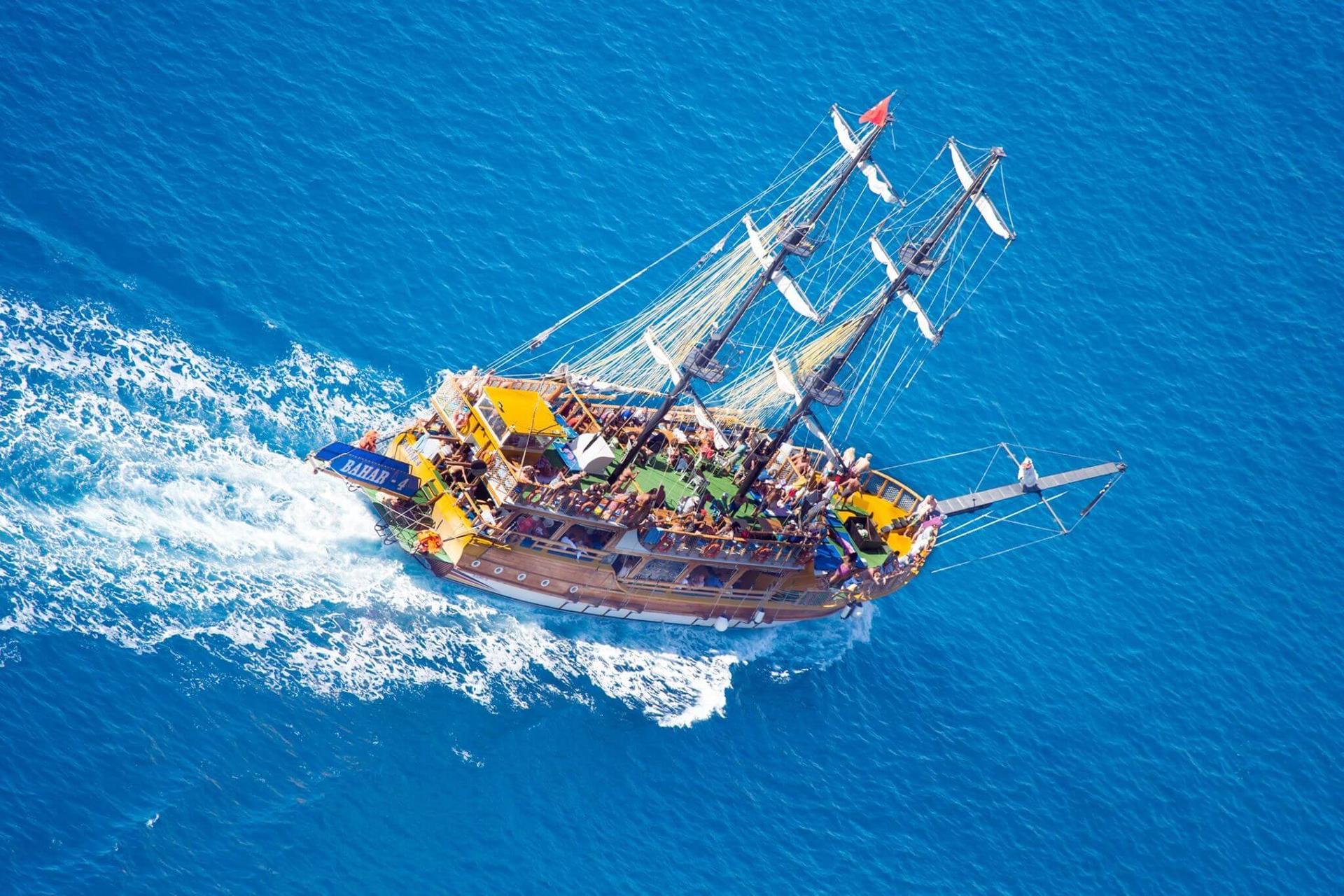Alanya Pirate Boat Tour