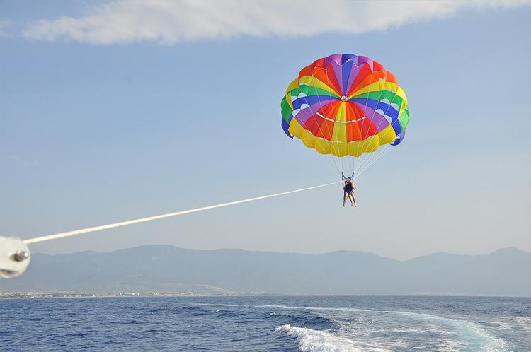Parasailing in Kusadasi