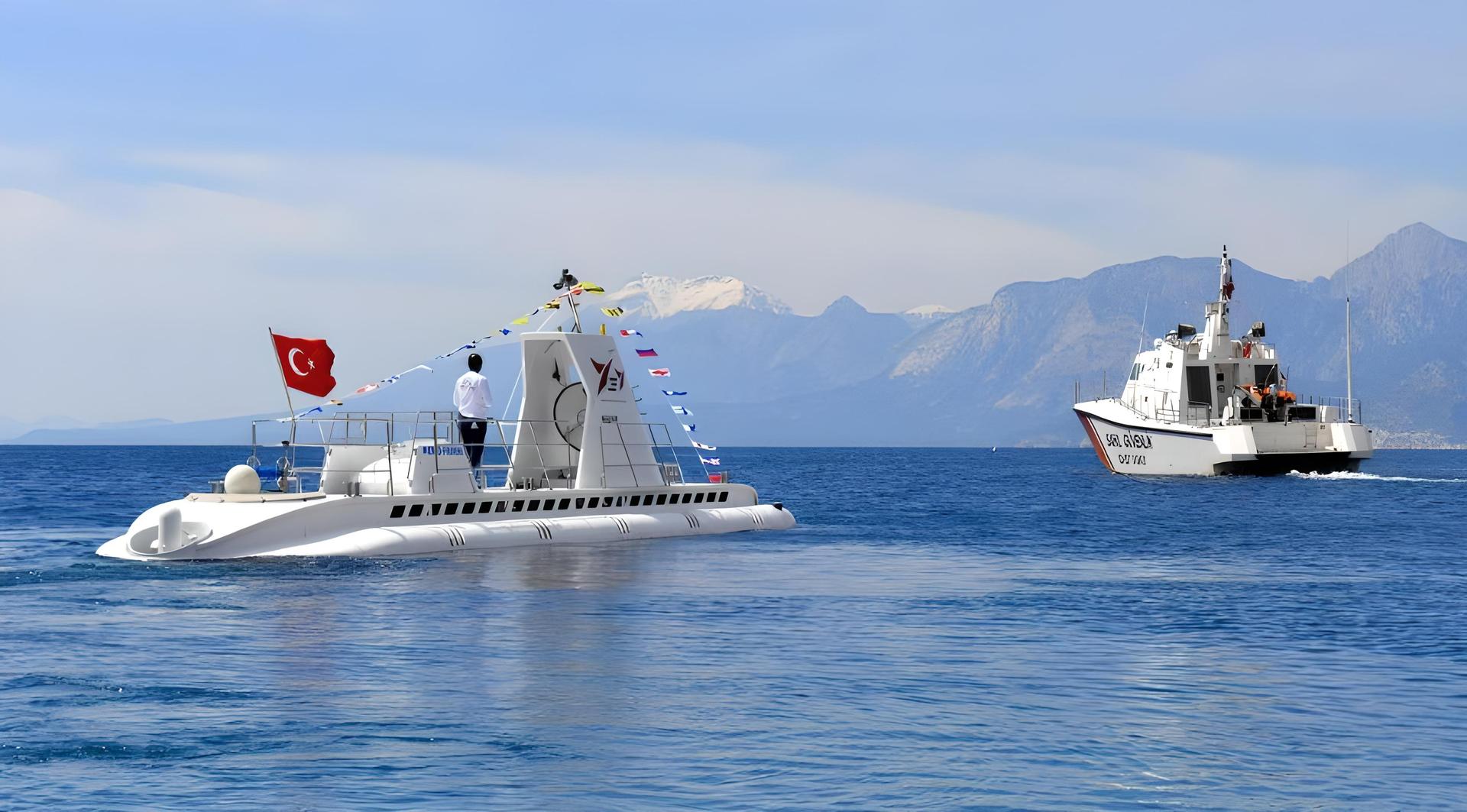 Antalya Submarine Tour