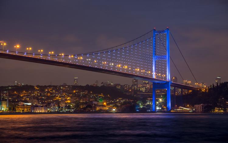 Istanbul Bosphorus Dinner Cruise and Turkish Night Show