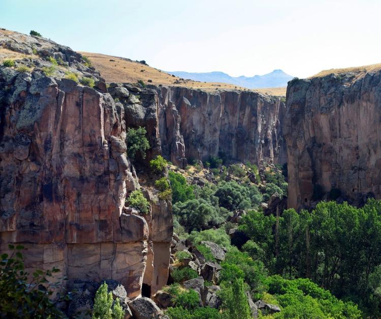 Derinkuyu Underground City & Ihlara Valley Tour