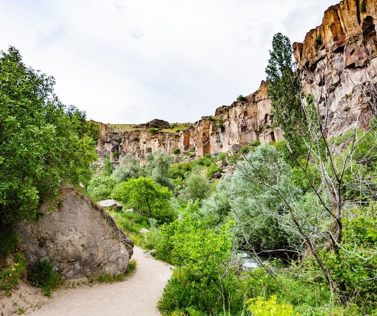 Derinkuyu Underground City & Ihlara Valley Tour