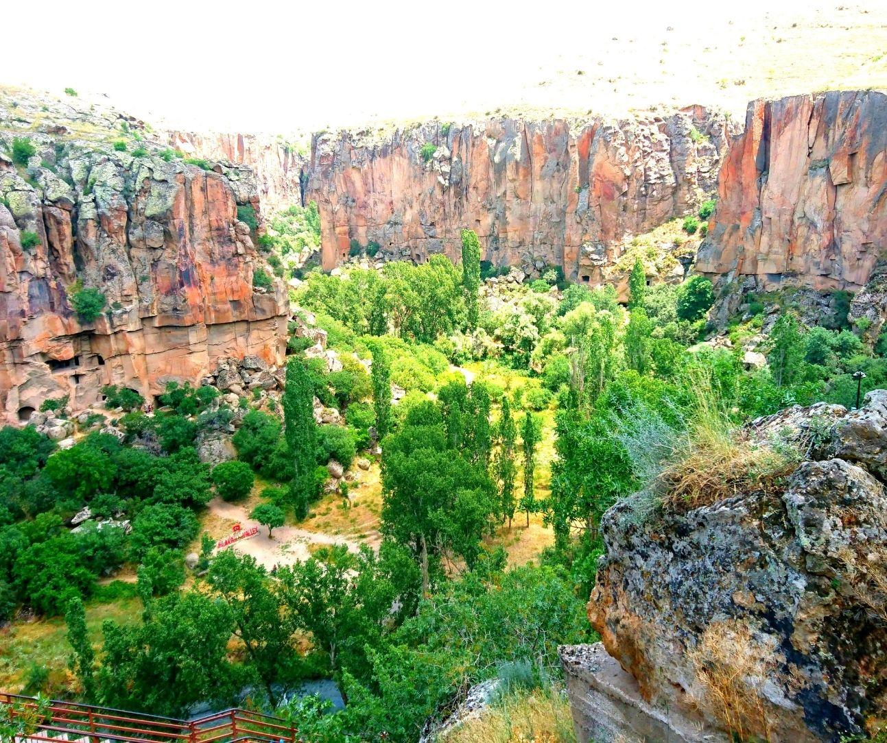 Derinkuyu Underground City & Ihlara Valley Tour