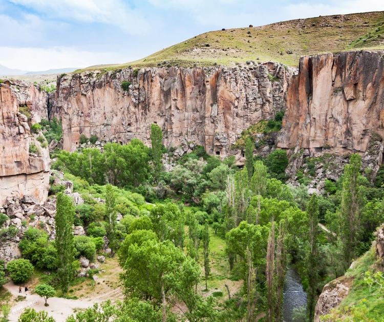 Derinkuyu Underground City & Ihlara Valley Tour
