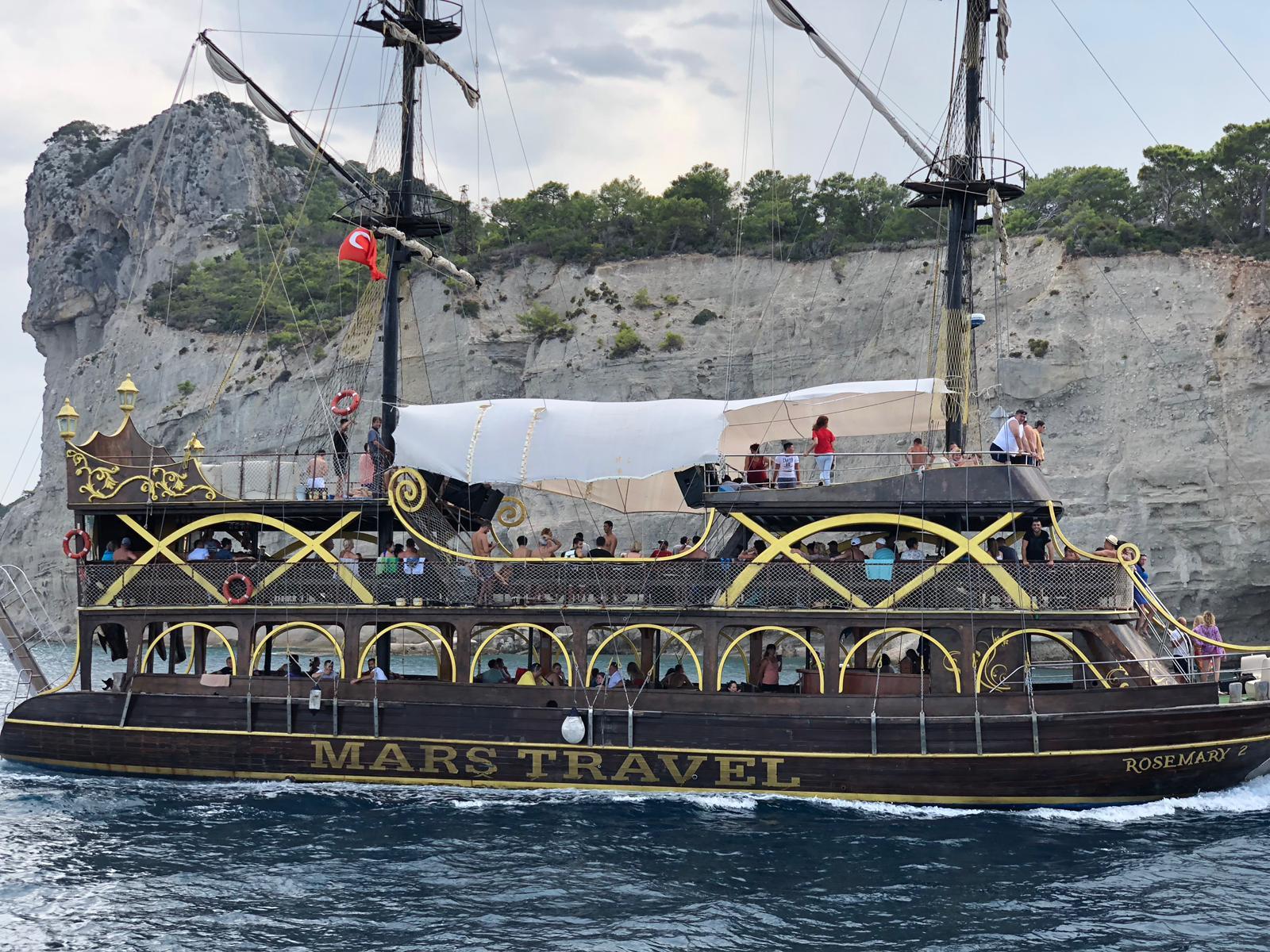 Kemer Pirate Boat Tour from Antalya