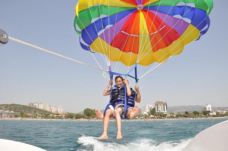Parasailing in Kusadasi