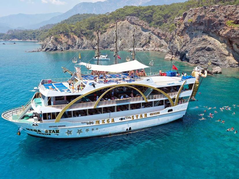 Kemer Megastar Boat Tour