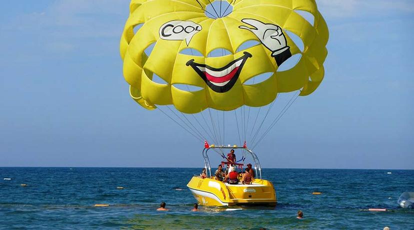 Parasailing in Marmaris